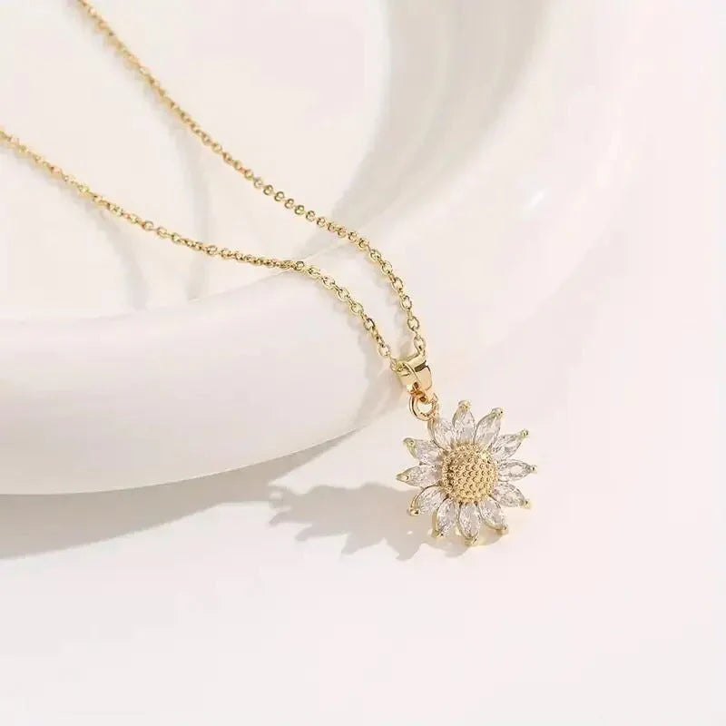 Necklace and Sunflower Box Velove – 18K Gold Plated
