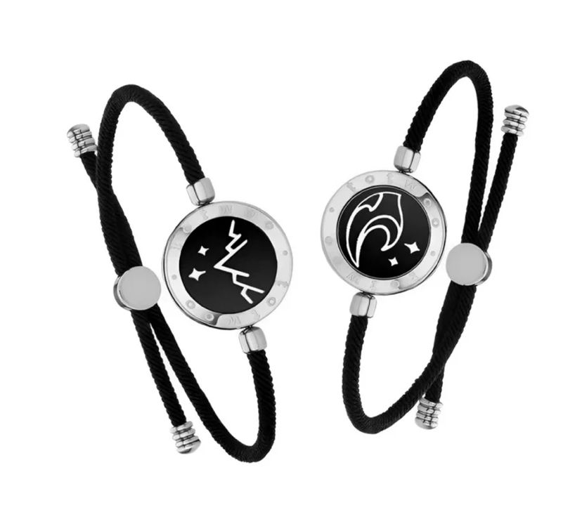 Pair of Velove Bracelets – stay connected anywhere in the world